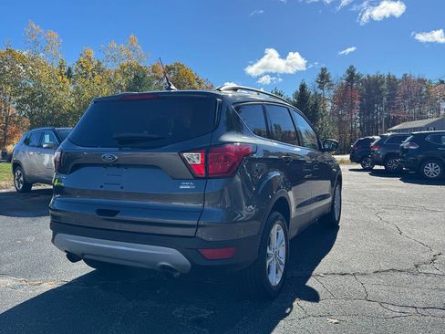 Used 2019 Ford Escape SEL image 8