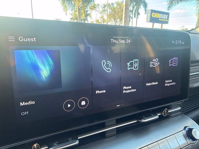 Used 2025 Hyundai Kona SE FWD image 16