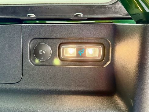 New 2025 Ford Bronco Badlands image 17