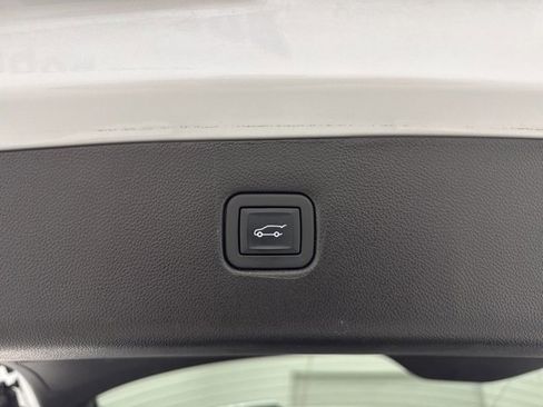 Used 2024 Chevrolet Blazer Premier w/ Driver Confidence II Package image 30