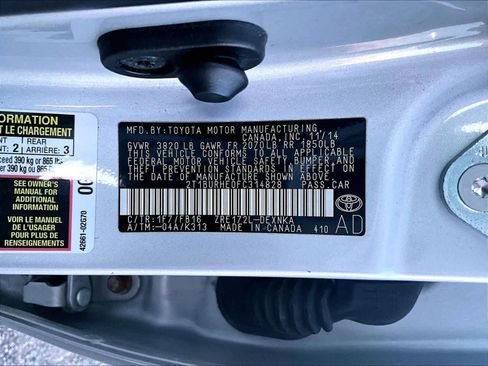 Used 2015 Toyota Corolla LE image 6