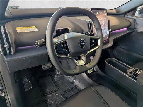 New 2026 Volvo EX30 Plus w/ Protection Package Premier image 3