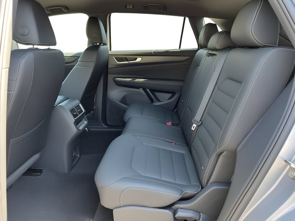 New 2025 Volkswagen Atlas Cross Sport SEL AWD/4WD image 7