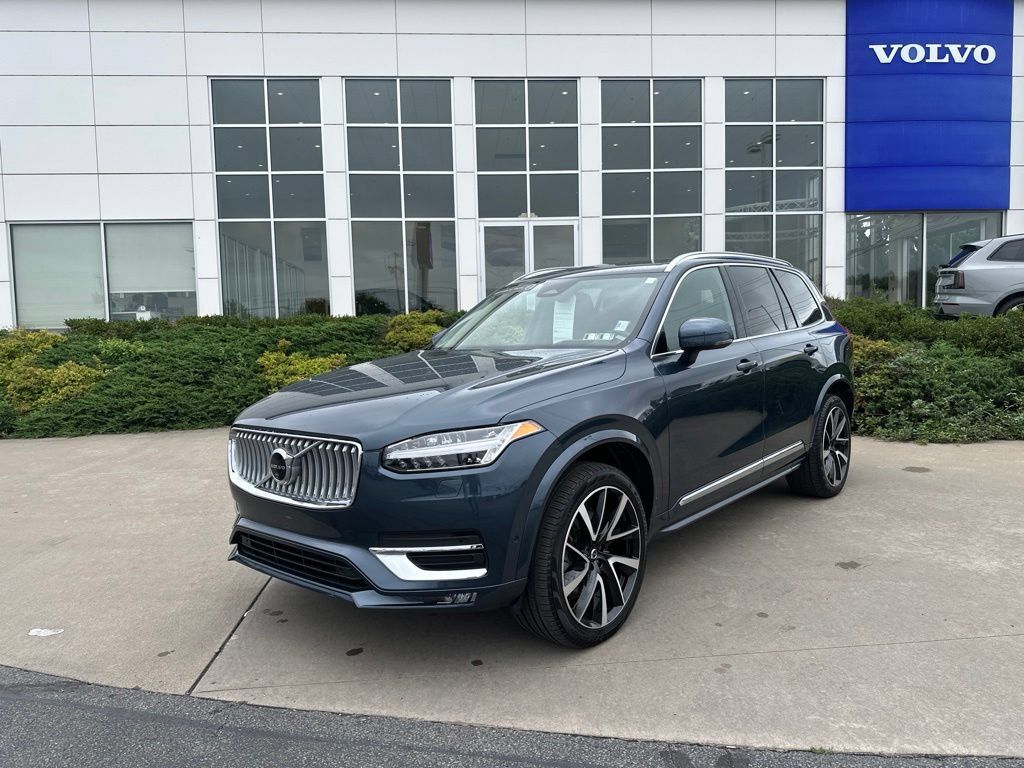 Certified 2024 Volvo XC90 B6 Ultimate w/ Protection Package Premier AWD/4WD image 41