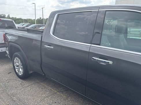Used 2019 GMC Sierra 1500 SLT w/ SLT Convenience Package AWD/4WD image 7