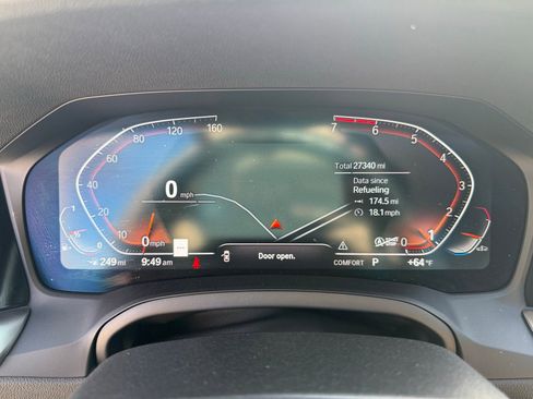 Used 2022 BMW 330i Sedan w/ Premium Package image 21