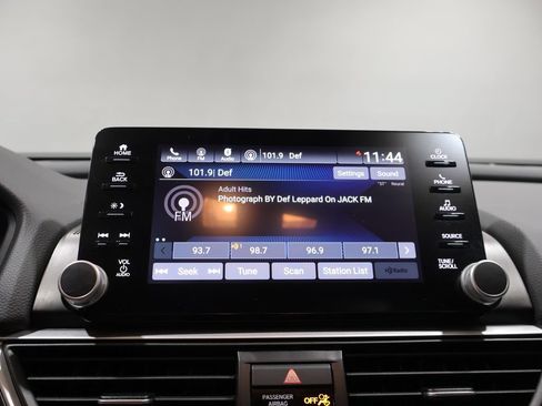 Used 2018 Honda Accord EX-L image 24