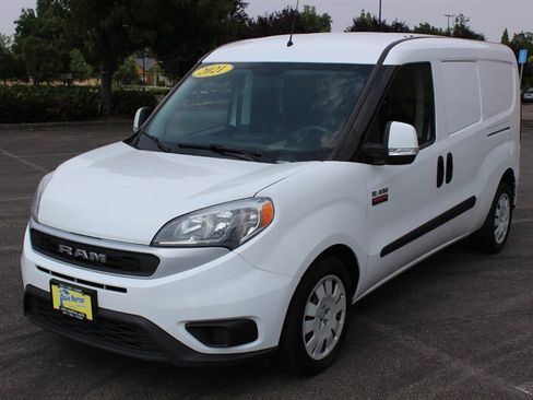 Used 2021 RAM ProMaster City Tradesman SLT FWD image 2