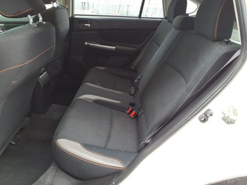 Used 2016 Subaru Crosstrek 2.0i Premium image 9