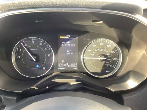 Used 2021 Subaru Crosstrek 2.5i Sport w/ Moonroof Package image 18