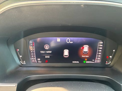 New 2026 Honda Pilot Touring image 13