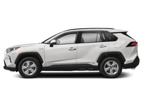 Used 2020 Toyota RAV4 XLE w/ Carpet Mat Package AWD/4WD image 3