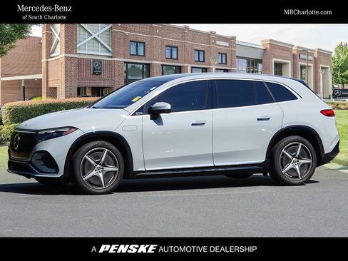 Used 2023 Mercedes-Benz EQS 580 4MATIC SUV image 1