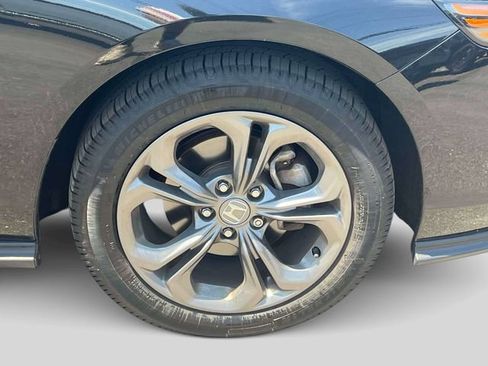 Used 2023 Honda Accord EX image 11
