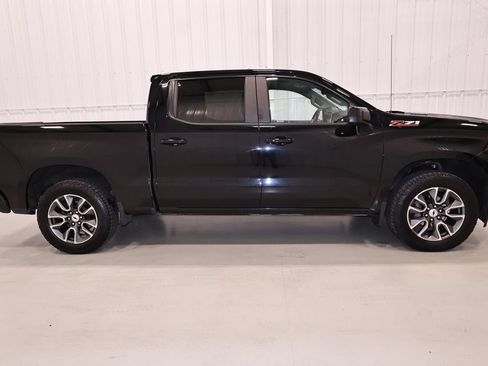 Used 2021 Chevrolet Silverado 1500 RST w/ Z71 Off-Road Package AWD/4WD image 2