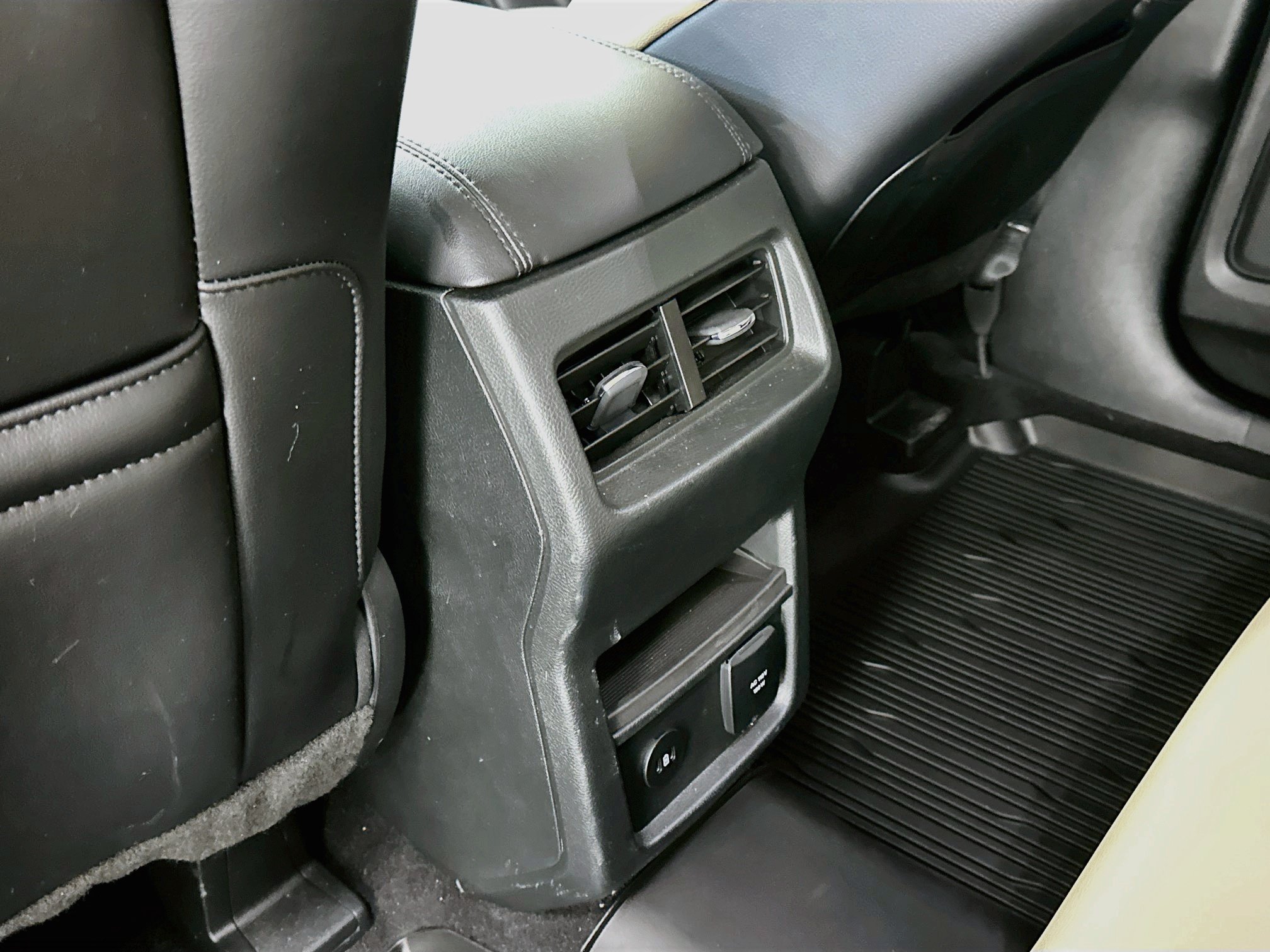 Used 2024 Ford Edge SEL w/ Convenience Package AWD/4WD image 28