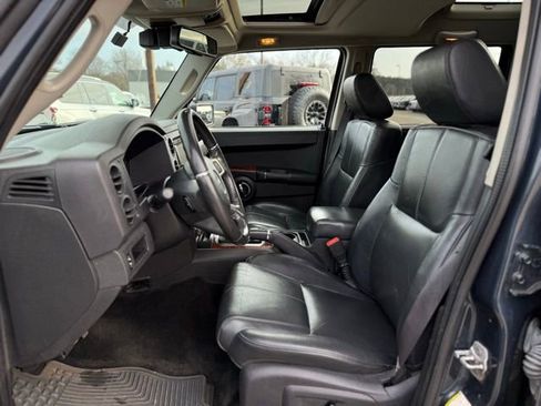 Used 2008 Jeep Commander Limited w/ Trailer Tow Group IV image 11