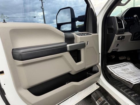 Used 2017 Ford F250 XLT w/ XLT Value Package AWD/4WD image 13