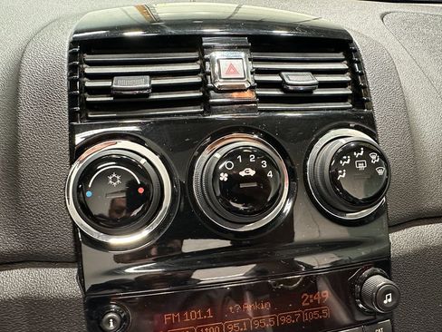 Used 2009 Saturn Sky Red Line image 30