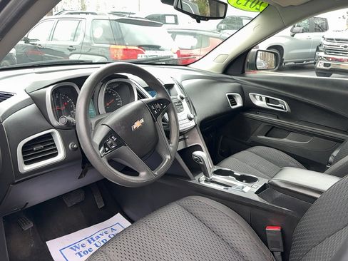Used 2015 Chevrolet Equinox LS image 19