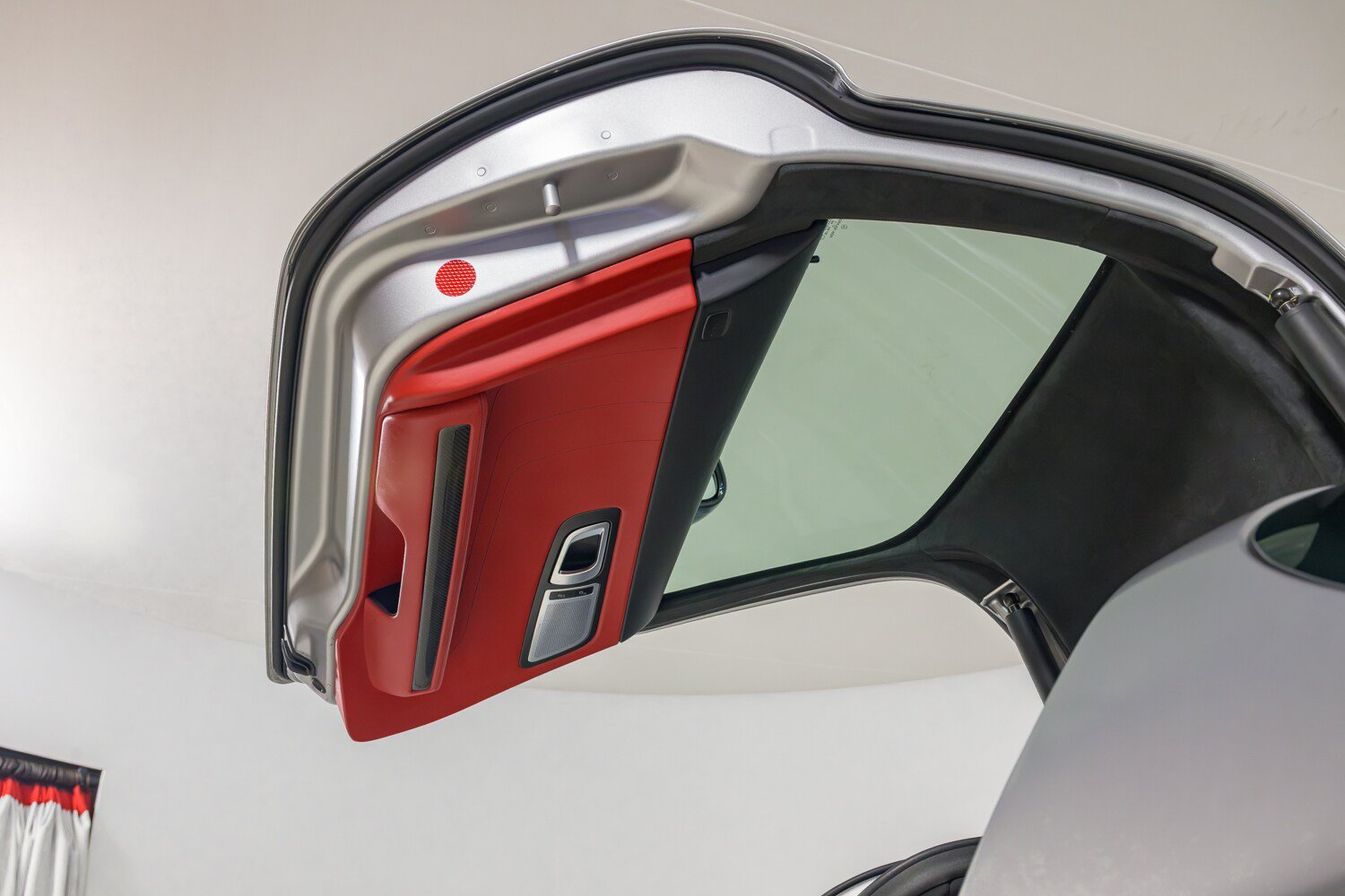 Used 2011 Mercedes-Benz SLS AMG Coupe image 17