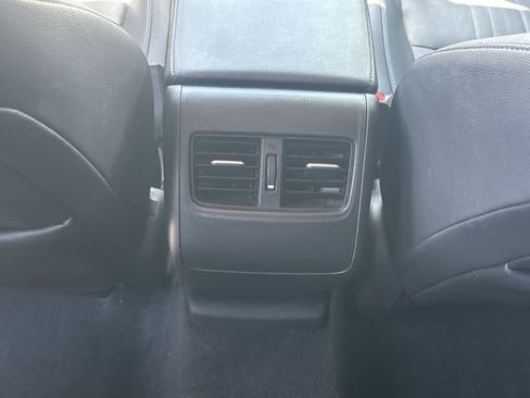Used 2019 Honda Accord Touring image 15
