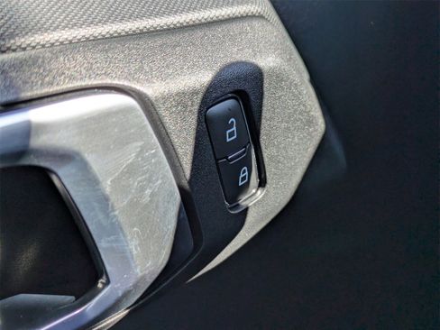 New 2025 Ford Bronco 4-Door image 23