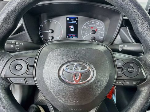 Used 2024 Toyota Corolla LE FWD image 16