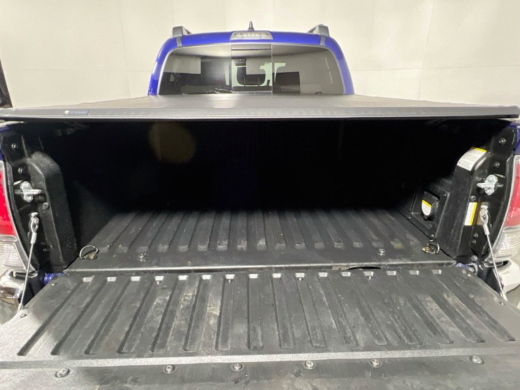 Certified 2023 Toyota Tacoma TRD Off-Road AWD/4WD image 22