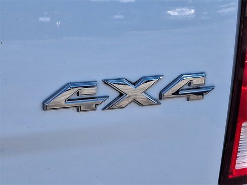 Used 2018 RAM 1500 Big Horn image 34