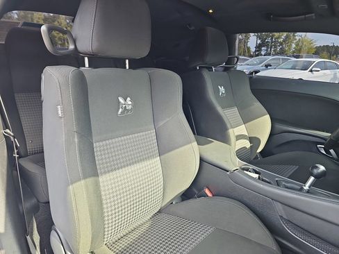 Used 2019 Dodge Challenger R/T Scat Pack RWD image 11