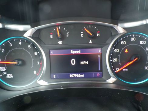 Used 2020 Chevrolet Traverse LT w/ LPO, Blackout Package image 22