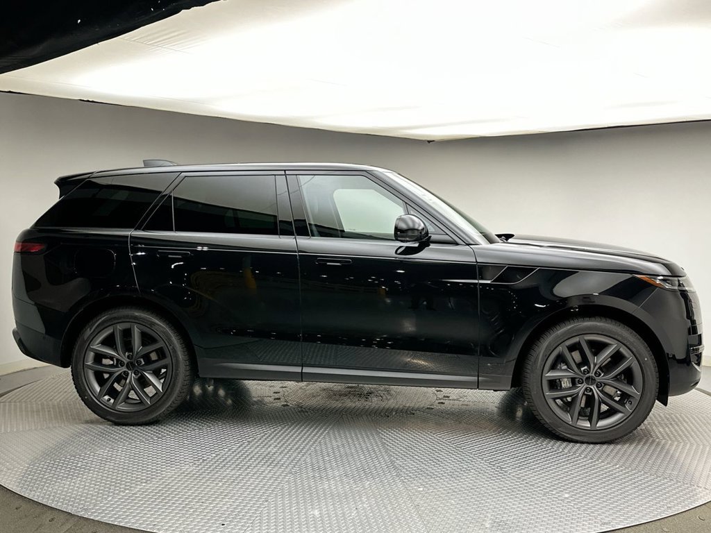 New 2027 Land Rover Range Rover Sport SE AWD/4WD image 4
