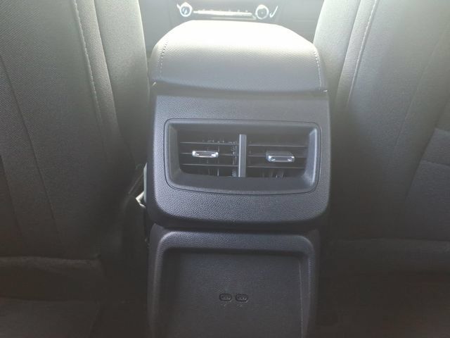 Used 2026 Chevrolet Equinox EV LT w/ Comfort Package AWD/4WD image 19