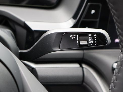 Certified 2025 Porsche Panamera 4 AWD/4WD image 31