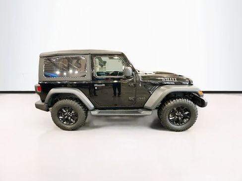 Used 2021 Jeep Wrangler Sport image 5
