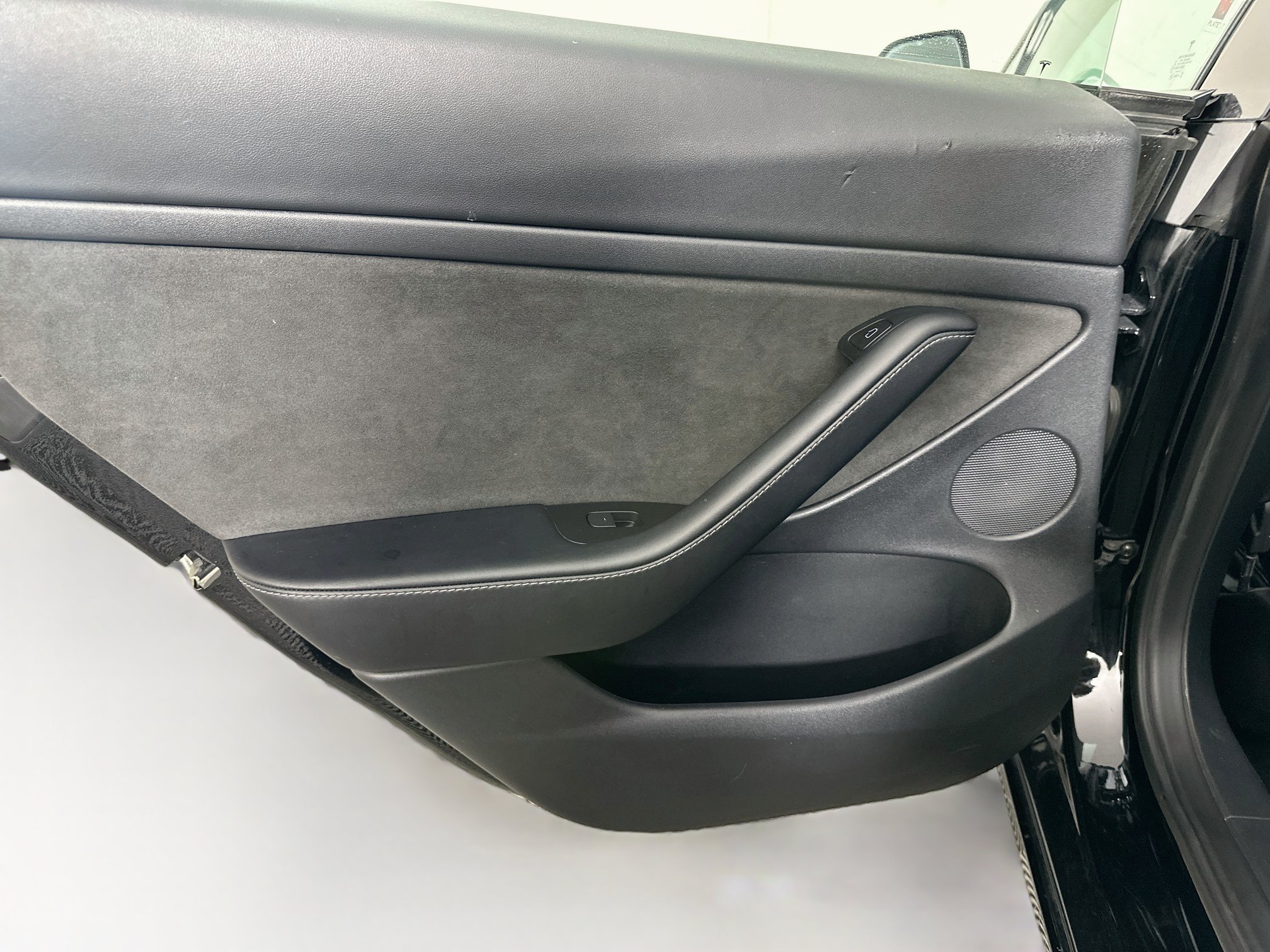 Used 2022 Tesla Model 3 Standard Range RWD image 26