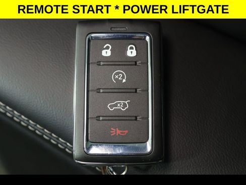 New 2026 Jeep Grand Cherokee Laredo image 11