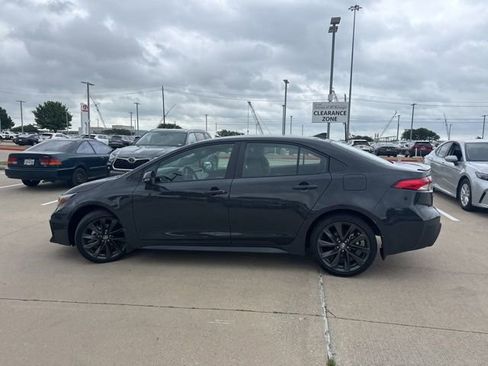 Used 2024 Toyota Corolla SE image 5