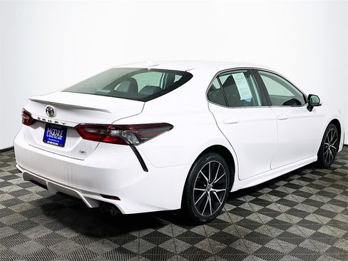 Certified 2023 Toyota Camry SE image 8