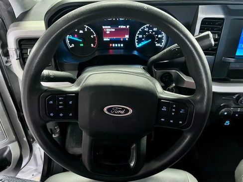 Used 2025 Ford F250 XL w/ XL Chrome Package AWD/4WD image 19