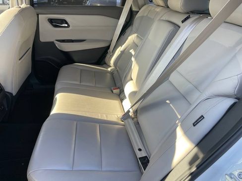 Certified 2023 Nissan Rogue SL AWD/4WD image 8