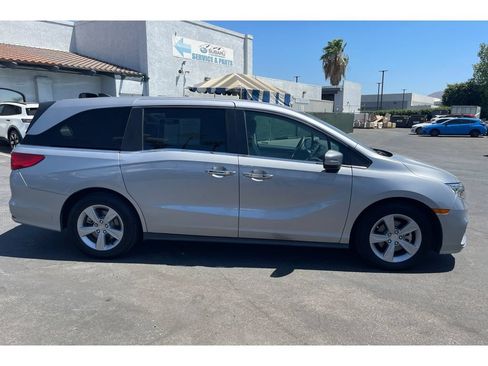 Used 2018 Honda Odyssey EX-L image 7