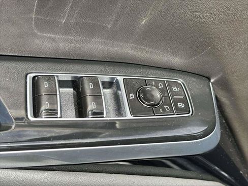 Used 2026 Cadillac Escalade ESV 4WD w/ LPO, Floor Liner Package image 19