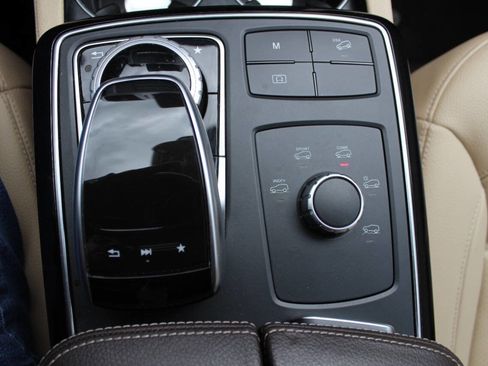 Used 2017 Mercedes-Benz GLE 350 4MATIC image 14