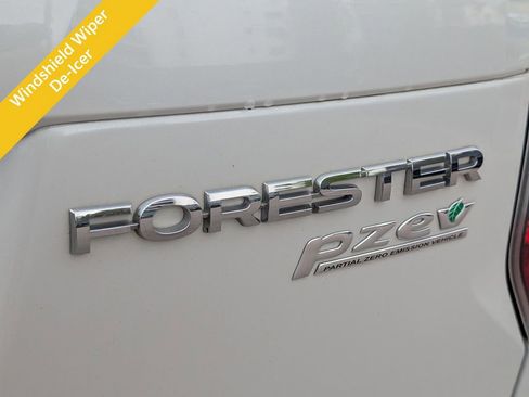 Used 2015 Subaru Forester 2.5i Premium AWD/4WD image 13