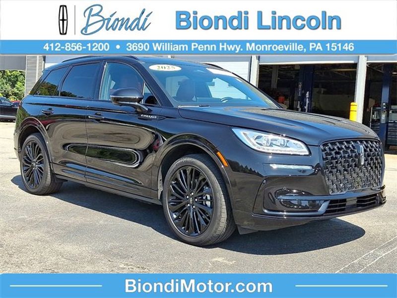 Certified 2025 Lincoln Corsair Grand Touring w/ Equipment Group 302A image 1