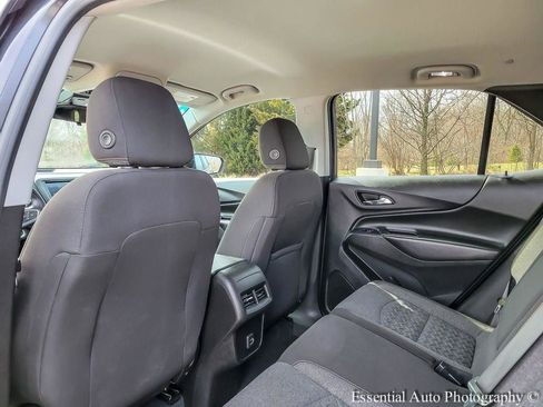 Used 2022 Chevrolet Equinox LT image 11