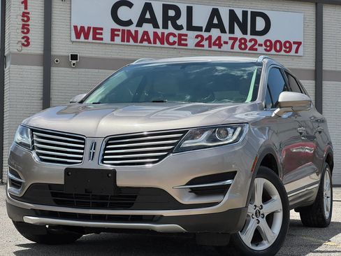 Used 2018 Lincoln MKC Premiere FWD image 1
