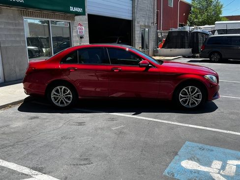Used 2018 Mercedes-Benz C 300 4MATIC Sedan image 8